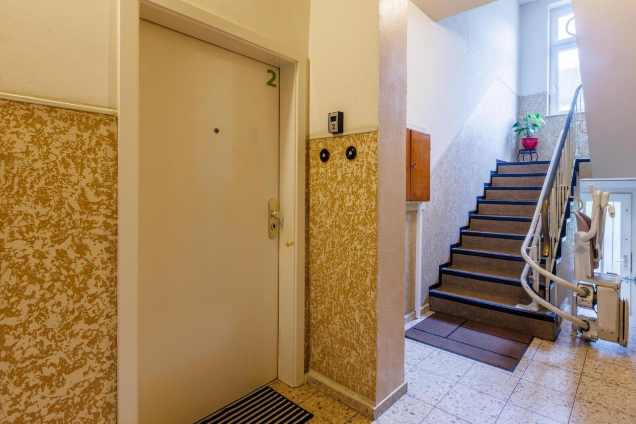 Glueck Auf Appartements Rembrandtstrasse Есен Екстериор снимка